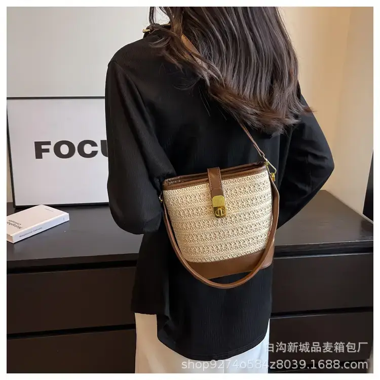 Women's Straw Bag with Brown Leather Handle 2023 — feature 18