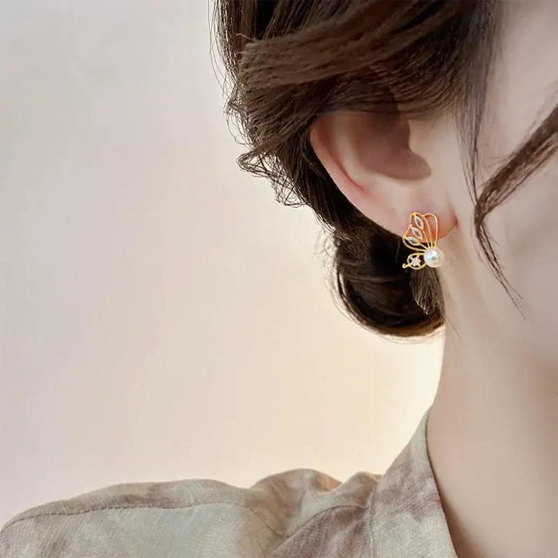 18K Gold Butterfly Pearl Earrings for Women