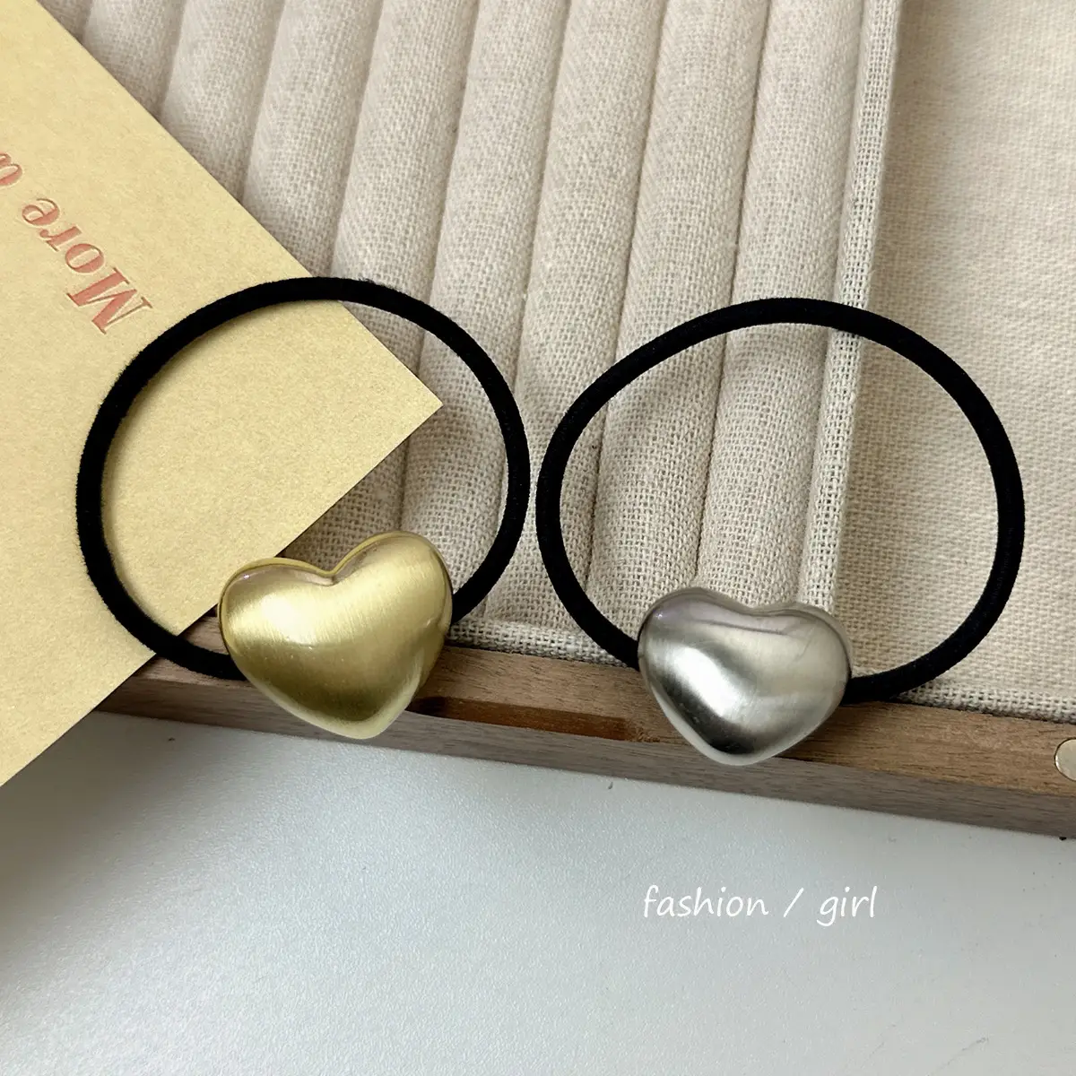 Vintage Gold Heart Hair Tie for Women — feature 7