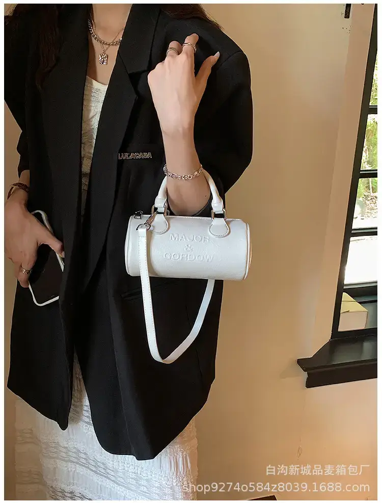 Silver Cylindrical Handbag for Women 2023 New Trend — feature 18
