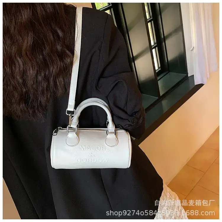 Silver Cylindrical Handbag for Women 2023 New Trend — feature 19