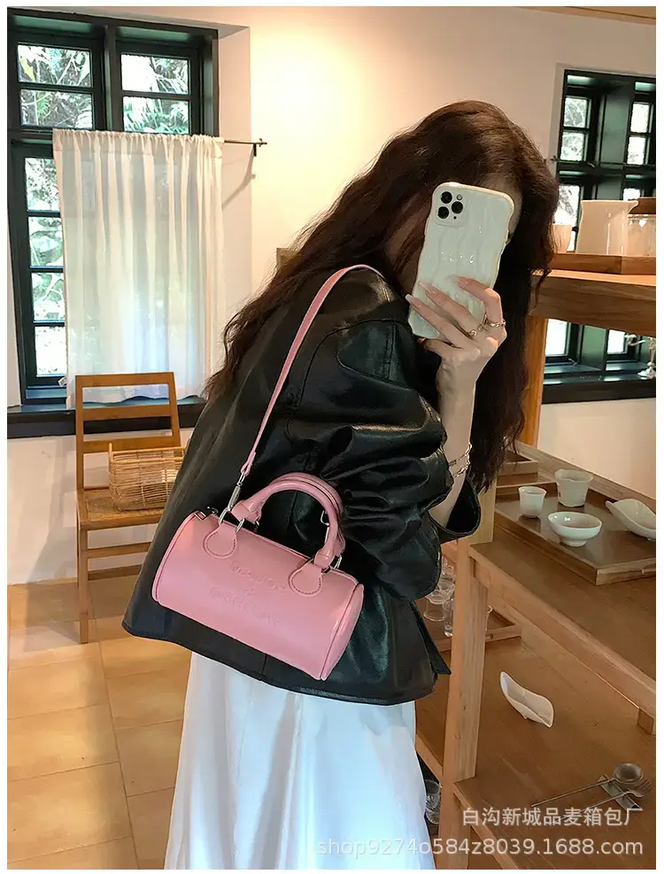 Silver Cylindrical Handbag for Women 2023 New Trend — feature 25