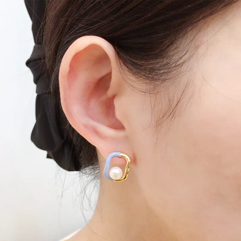 2023 New Natural Freshwater Pearl Earrings Women's 18K Gold-Filled Light Luxury High-end Style Geometric Square Oil Drop Earrings - Image 6
