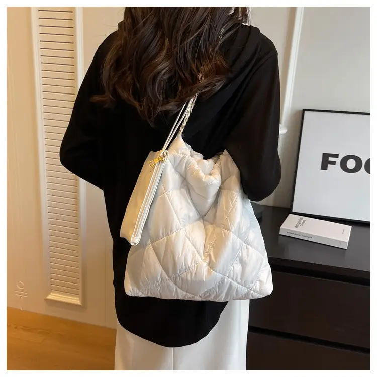 White Quilted Shoulder Bag Women 2023 Summer — feature 22