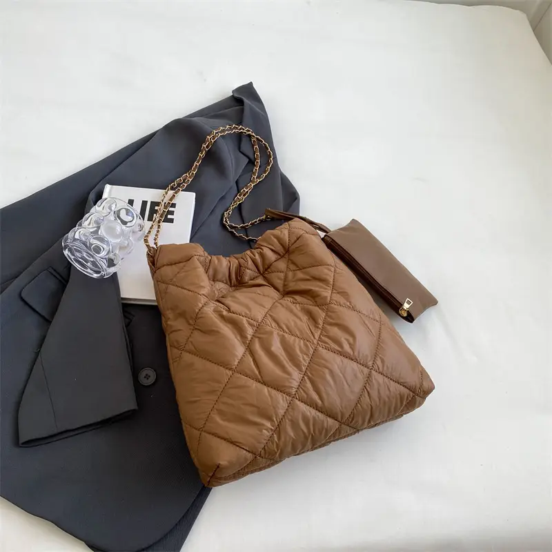 White Quilted Shoulder Bag Women 2023 Summer - Image 3