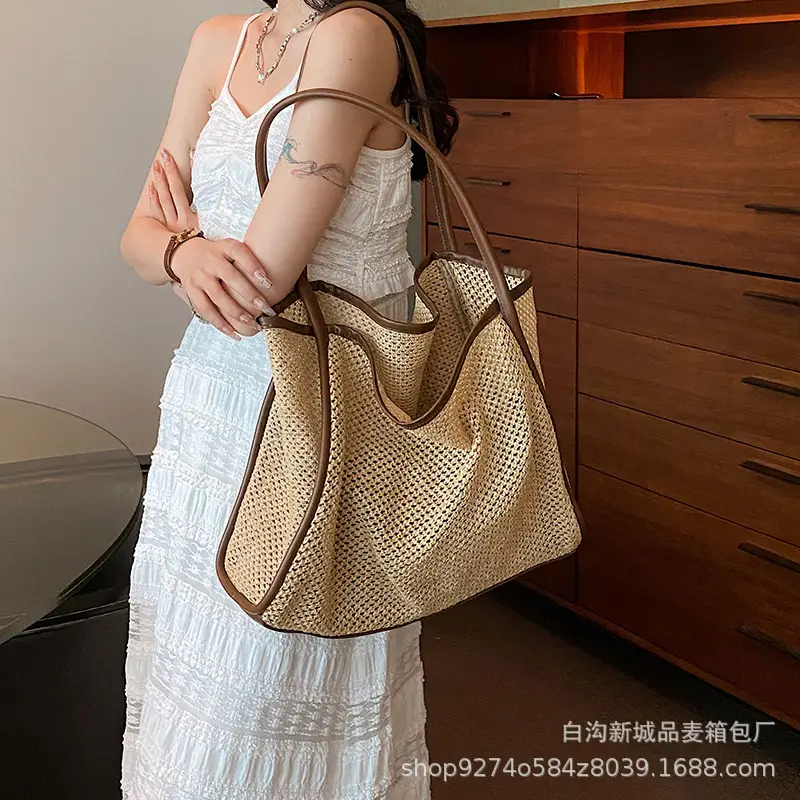 Women Straw Woven Beach Bag Large Capacity Brown - Image 5