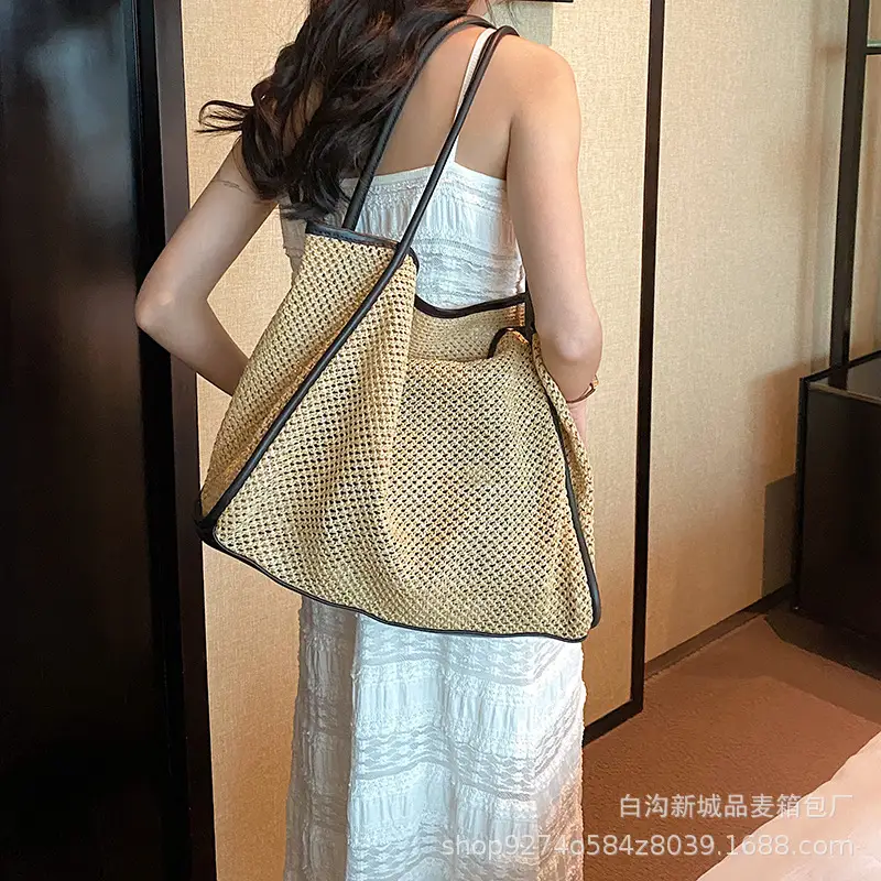 Women Straw Woven Beach Bag Large Capacity Brown - Image 6