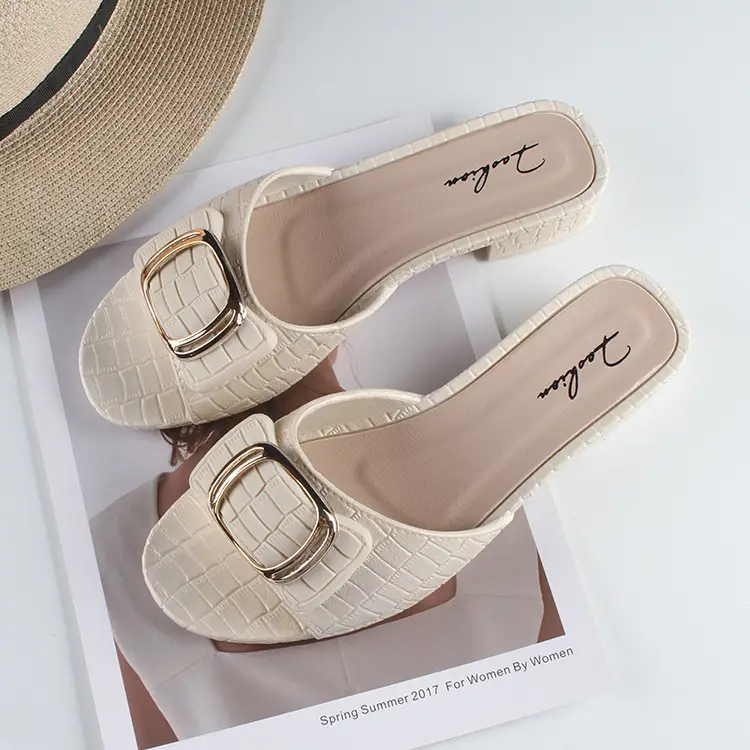Women's summer new chunky heel slippers fashionable square buckle outer wear flat daily low heel sandals for women — feature 6