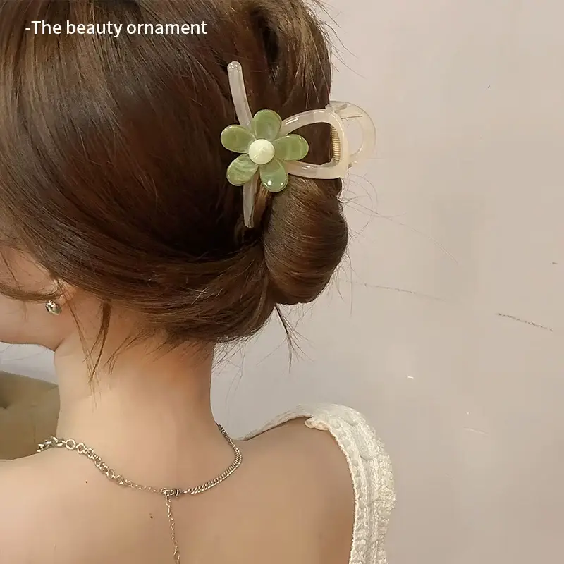 Elegant Flower Hair Clip for Women's Back of Head 2023 — feature 4