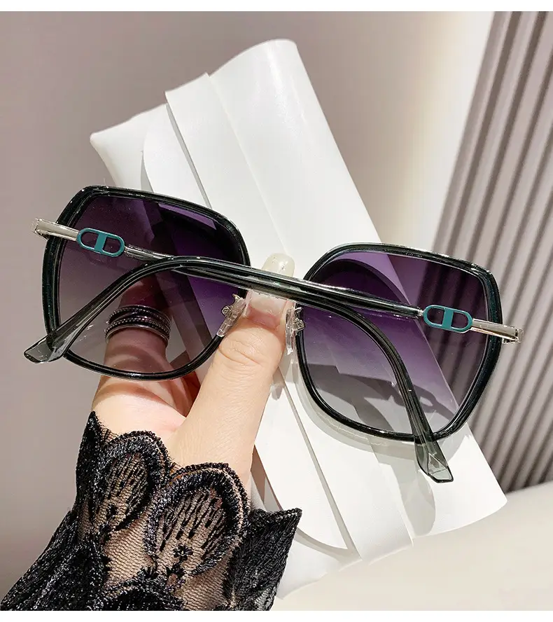 Women Anti-UV Polarized Sunglasses Large Frame — feature 17