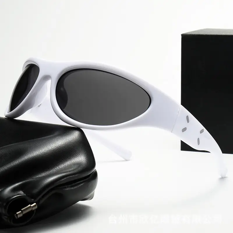 2023 New Y2K Retro Sunglasses Black - Image 2