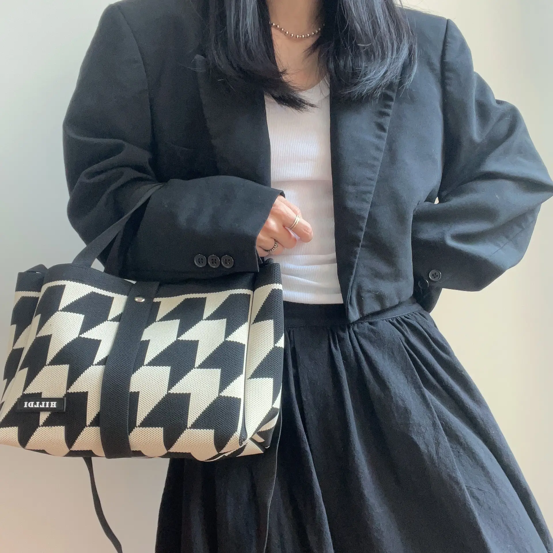 Korean Style Houndstooth Shoulder Bag Tote — feature 5