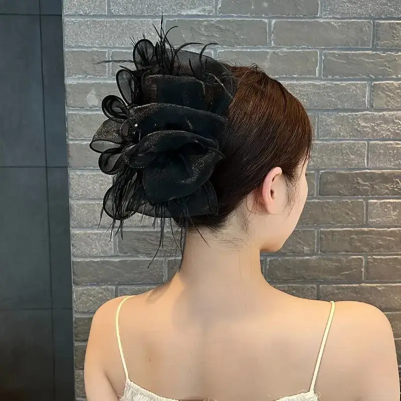Black Feather Bubble Hair Clip for Women - Image 2