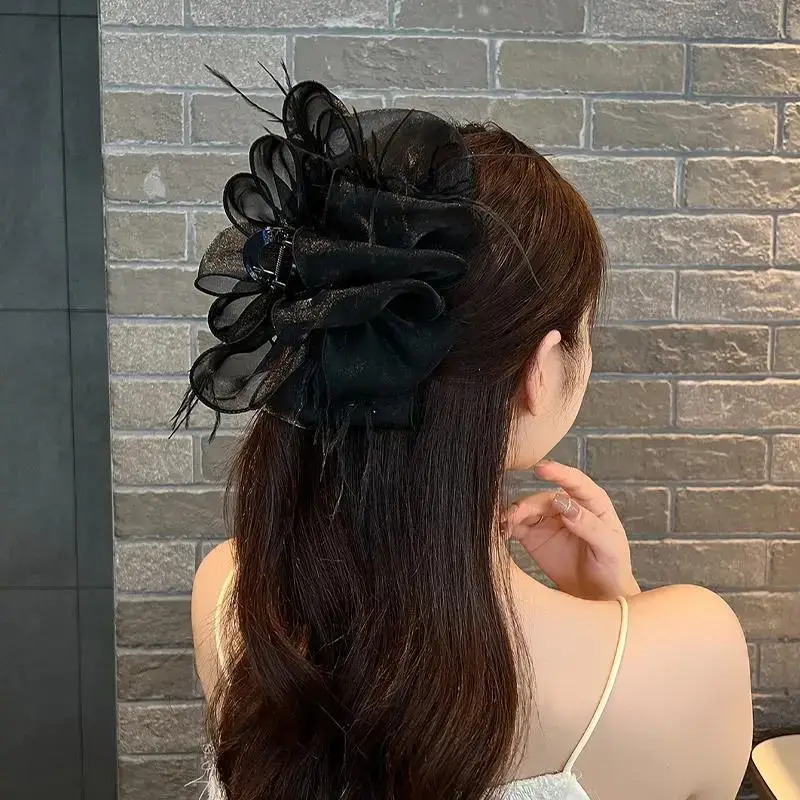 Black Feather Bubble Hair Clip for Women - Image 3