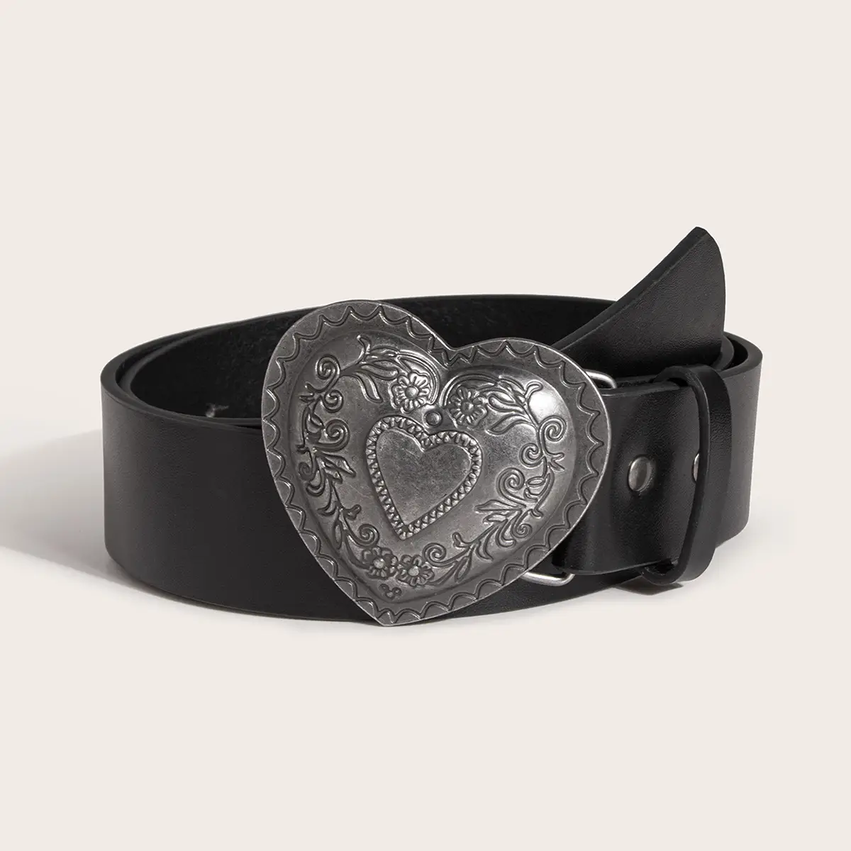 Vintage Heart Carved Belt for Women — feature 3