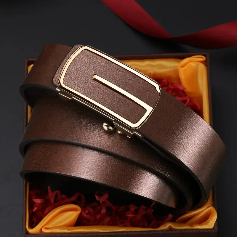 Men's Black Leather Belt with Gold Buckle - Image 4