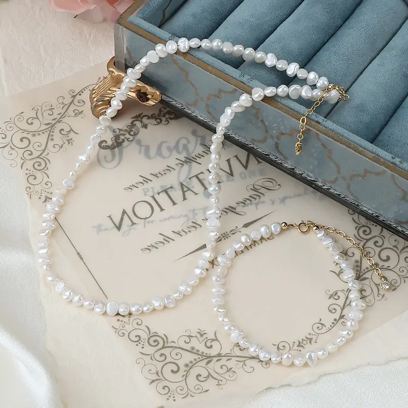 Broken Silver Pearl Clavicle Chain with Buckle - Image 5