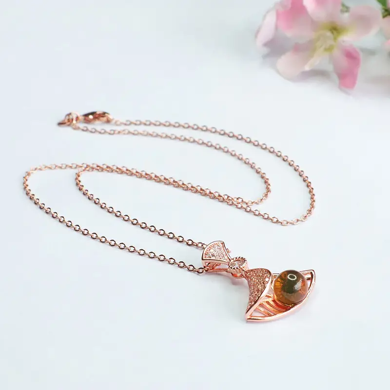 Guan Yu Fan Necklace with Blue Amber Pendant — feature 8