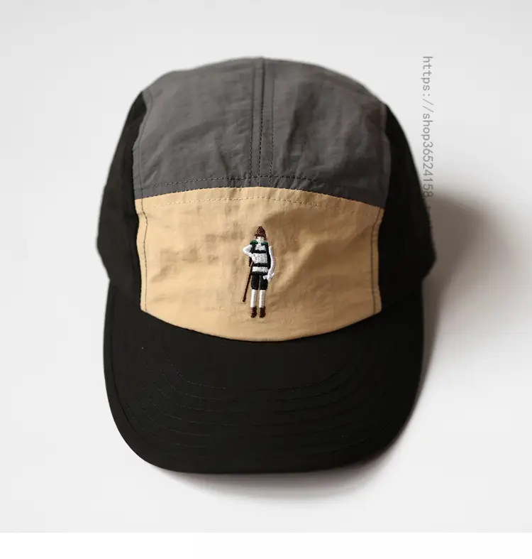 Women's American Retro Cap Black Beige Cap — feature 7