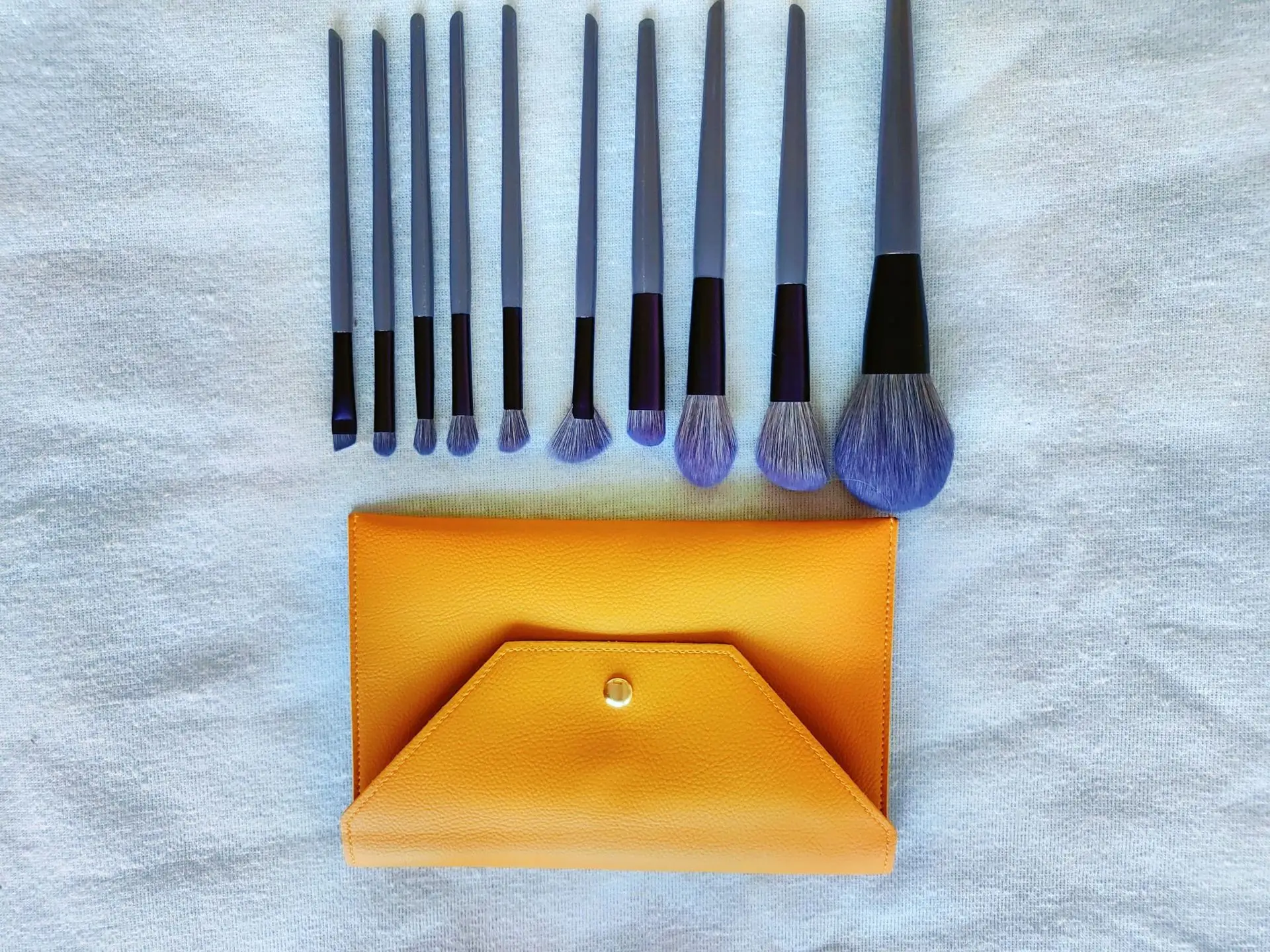10-Piece Soft Bristled Makeup Brush Set Purple Rabbit Design - Image 7