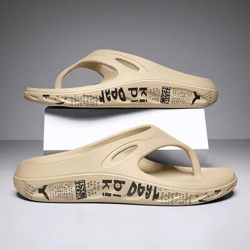 Summer New Couple Slippers Fashion Trend Soft Sole Flip Flops Men's and Women's Outer Wear Slip-on Casual Beach Shoes
