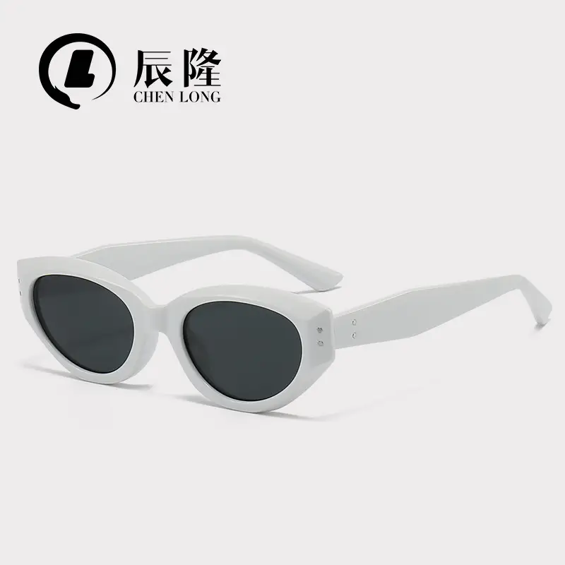 Women's Retro Cat's Eye Sunglasses Yellow Brown - Image 5