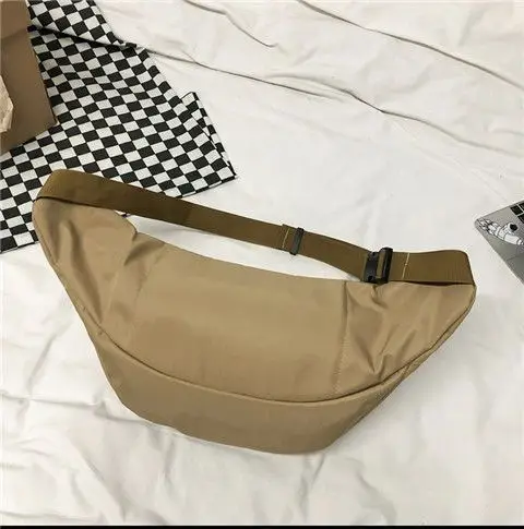 Women's Large Capacity Crossbody Bag Instagram Style — feature 16