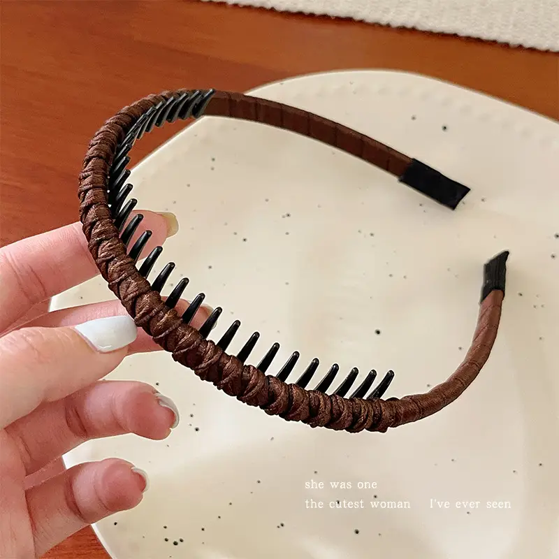 Women's Toothed Hair Hoop for Face Wash & Anti-Slip - Image 3
