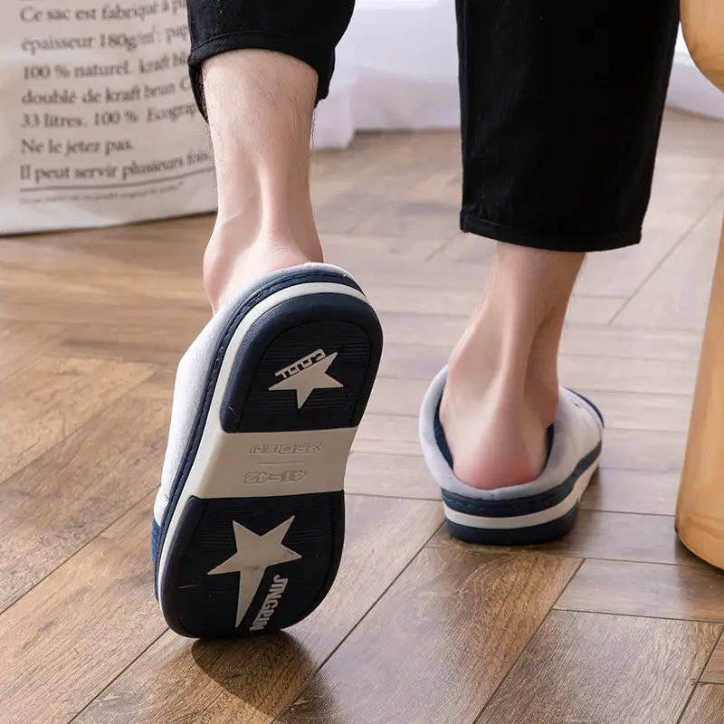 2023 new large size men's slippers winter indoor home warm non-slip wooden floor mute shit feeling cotton slippers
