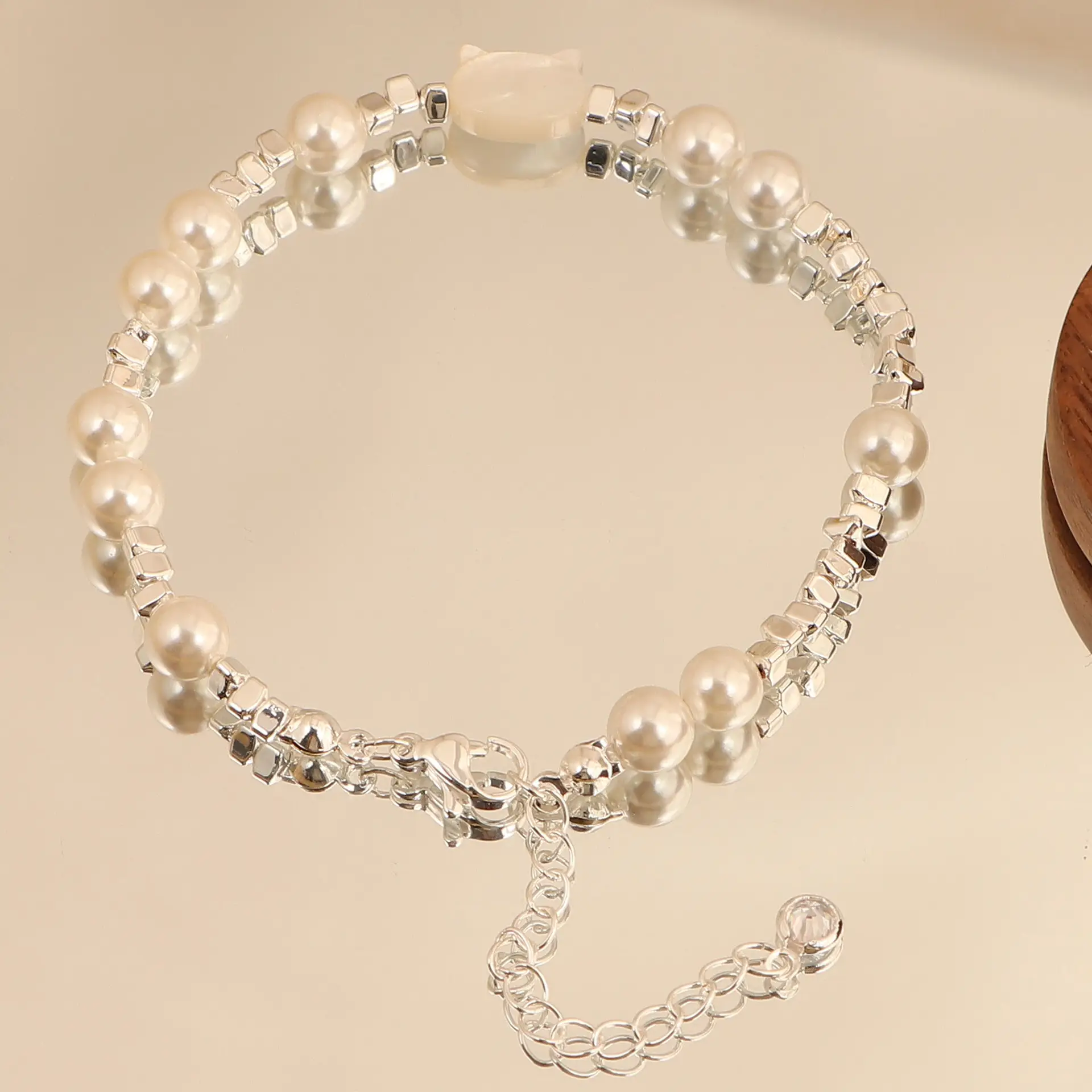 Cute Cat Pearl Bracelet for Women