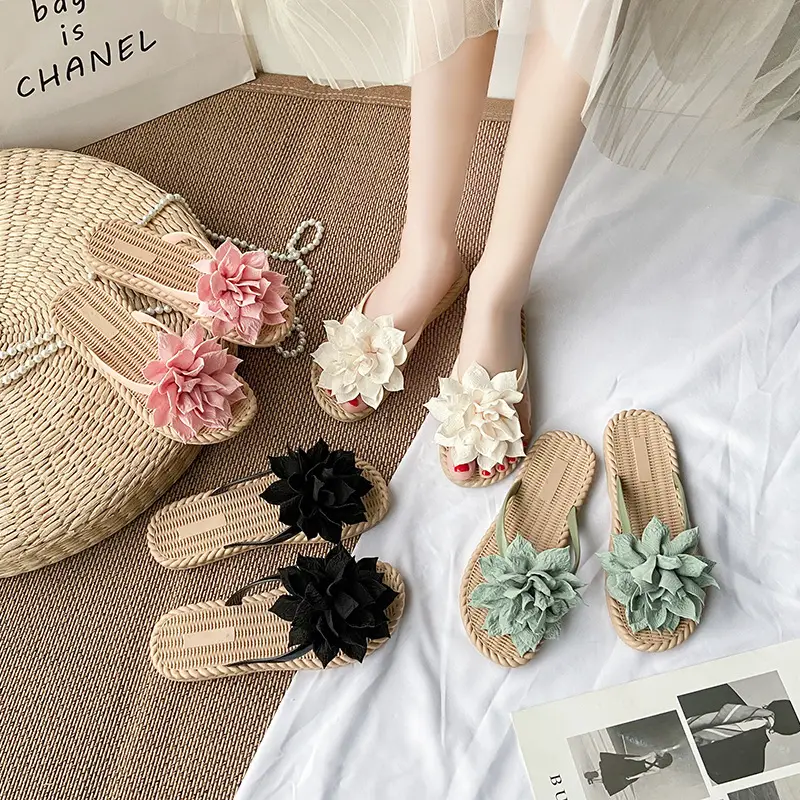 Women's Floral Flip Flops for Summer Beach Wear