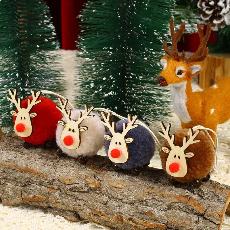 Wool Felt Christmas Deer Pendants Set - Image 6