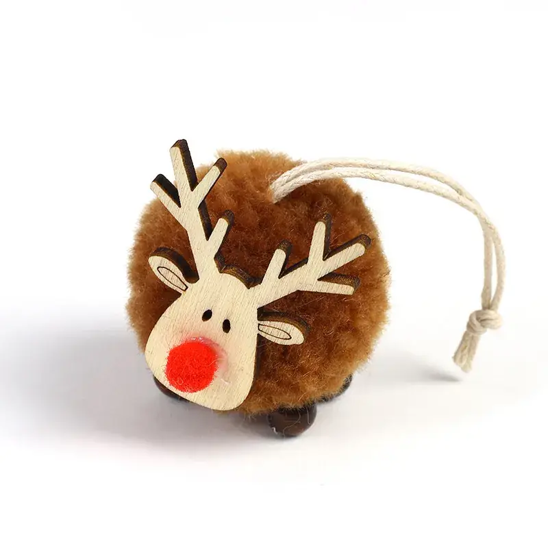 Wool Felt Christmas Deer Pendants Set - Image 9