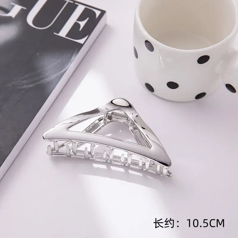 Gold Pearl Hair Clip for Women 11.5cm - Image 15