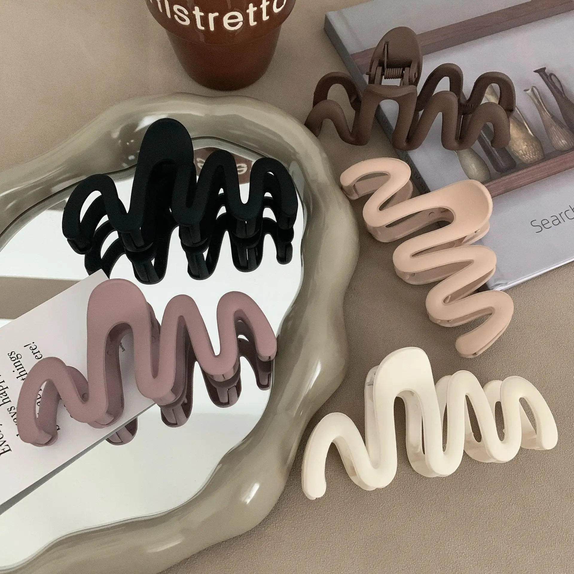 2023 New Niche Curved Frosted Hairpin Women's Back of Head Clip