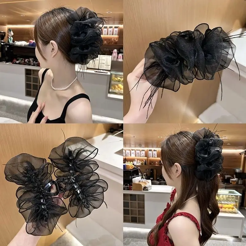 Princess Style Feather Mesh Headupdo with Princess Clip — feature 10