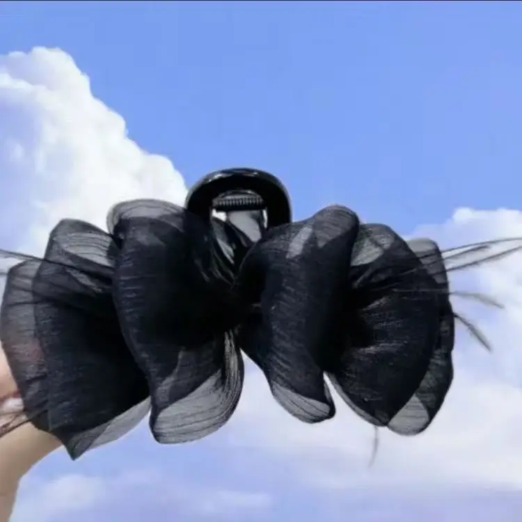 Princess Style Feather Mesh Headupdo with Princess Clip - Image 4