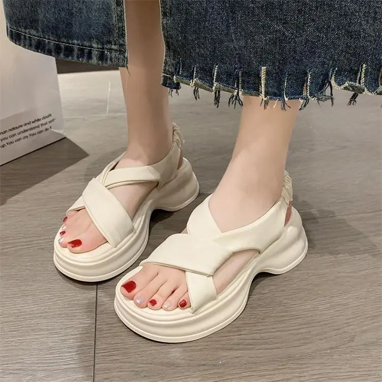 Soft Leather Sandals for Women 2023 Summer New Platform Thick-Soled Small Beach Shoes High-Bottom Roman Shoes with Skirts — feature 3