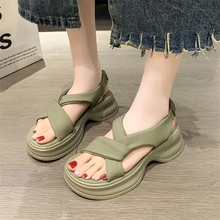 Soft Leather Sandals for Women 2023 Summer New Platform Thick-Soled Small Beach Shoes High-Bottom Roman Shoes with Skirts — feature 4