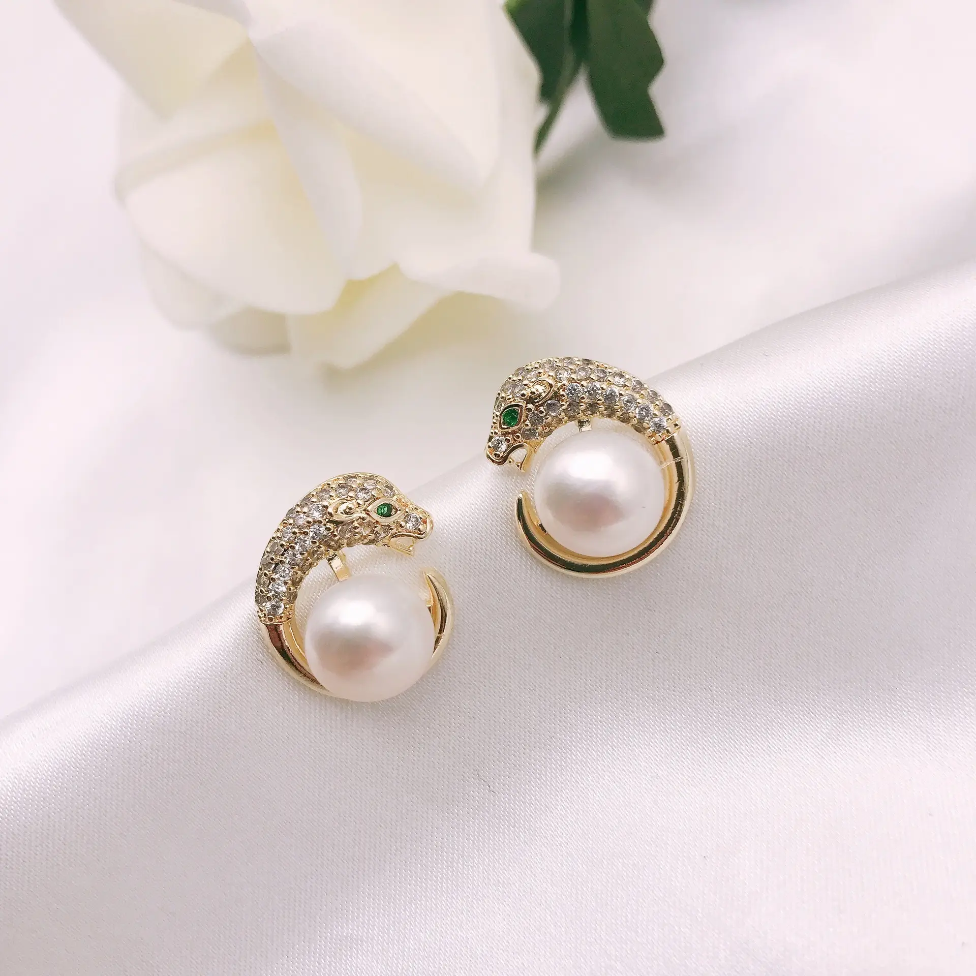 Pearl Earrings for Women with Gold Plating — feature 11