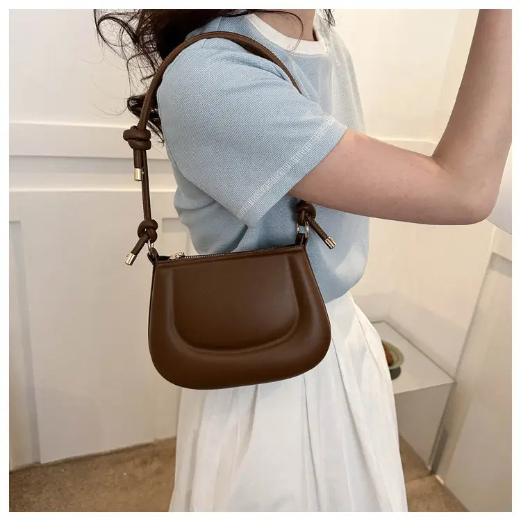 Elegant White Shoulder Crossbody Bag for Women — feature 13