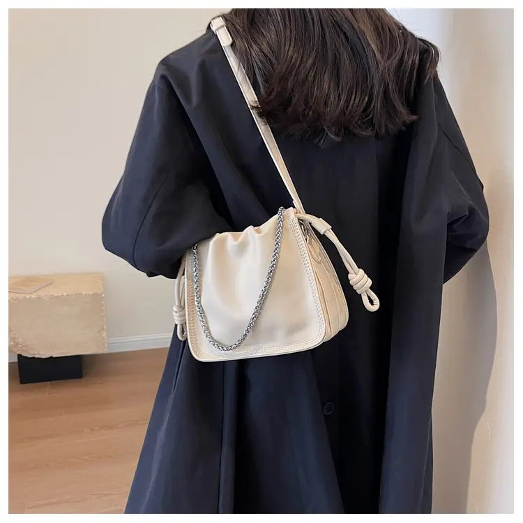 White Chain Crossbody Bag for Women 2024 — feature 22