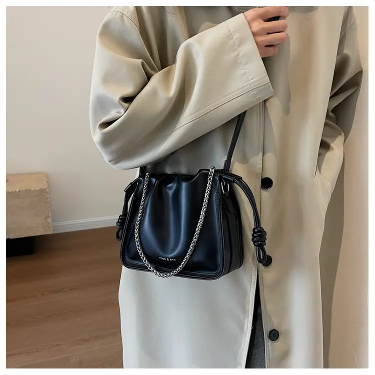 White Chain Crossbody Bag for Women 2024 — feature 28