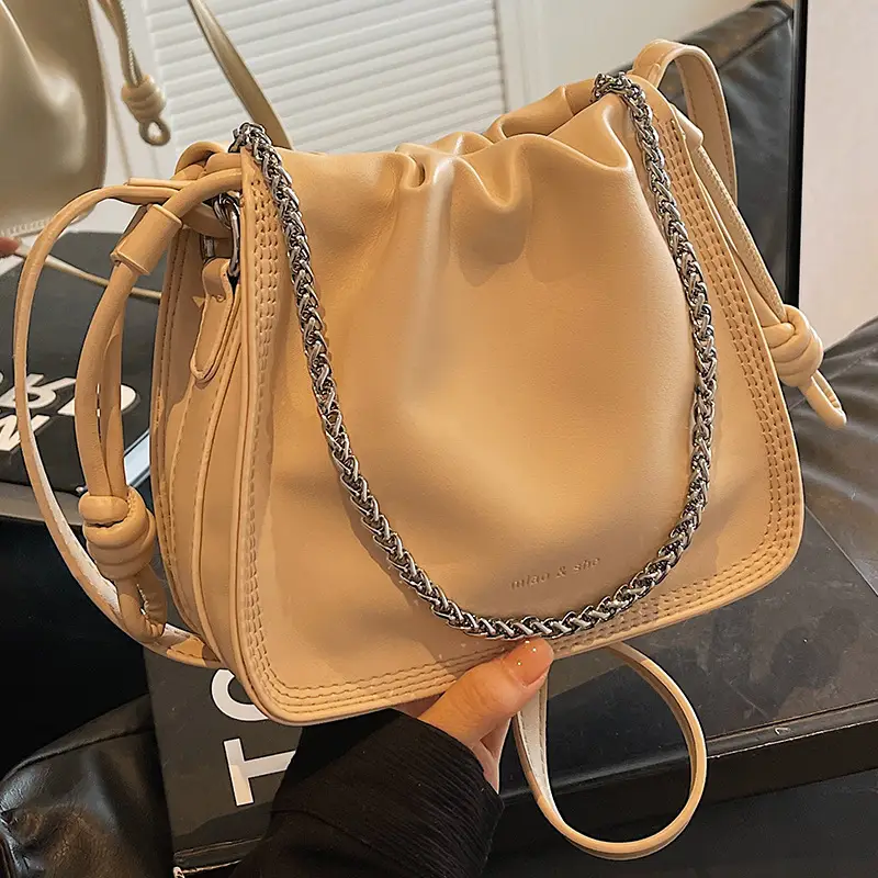 White Chain Crossbody Bag for Women 2024 - Image 3
