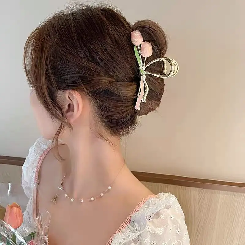 Women's Silver Bowknot Hair Clip with Tail Design - Image 11