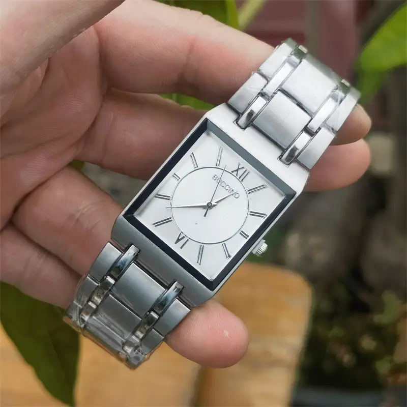 Gold Square Quartz Sports Men's Watch with Steel Band - Image 2