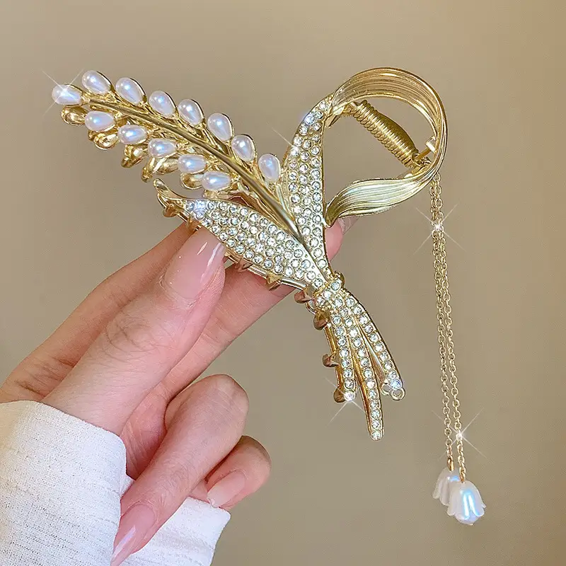 Butterfly Hairpin Clip 10cm Sparkly Gold - Image 2
