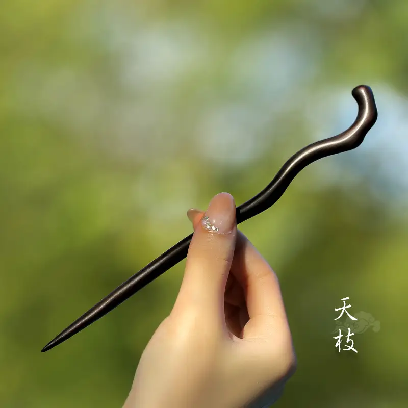 Xiangyun Ebony Hairpin for Women - Image 3