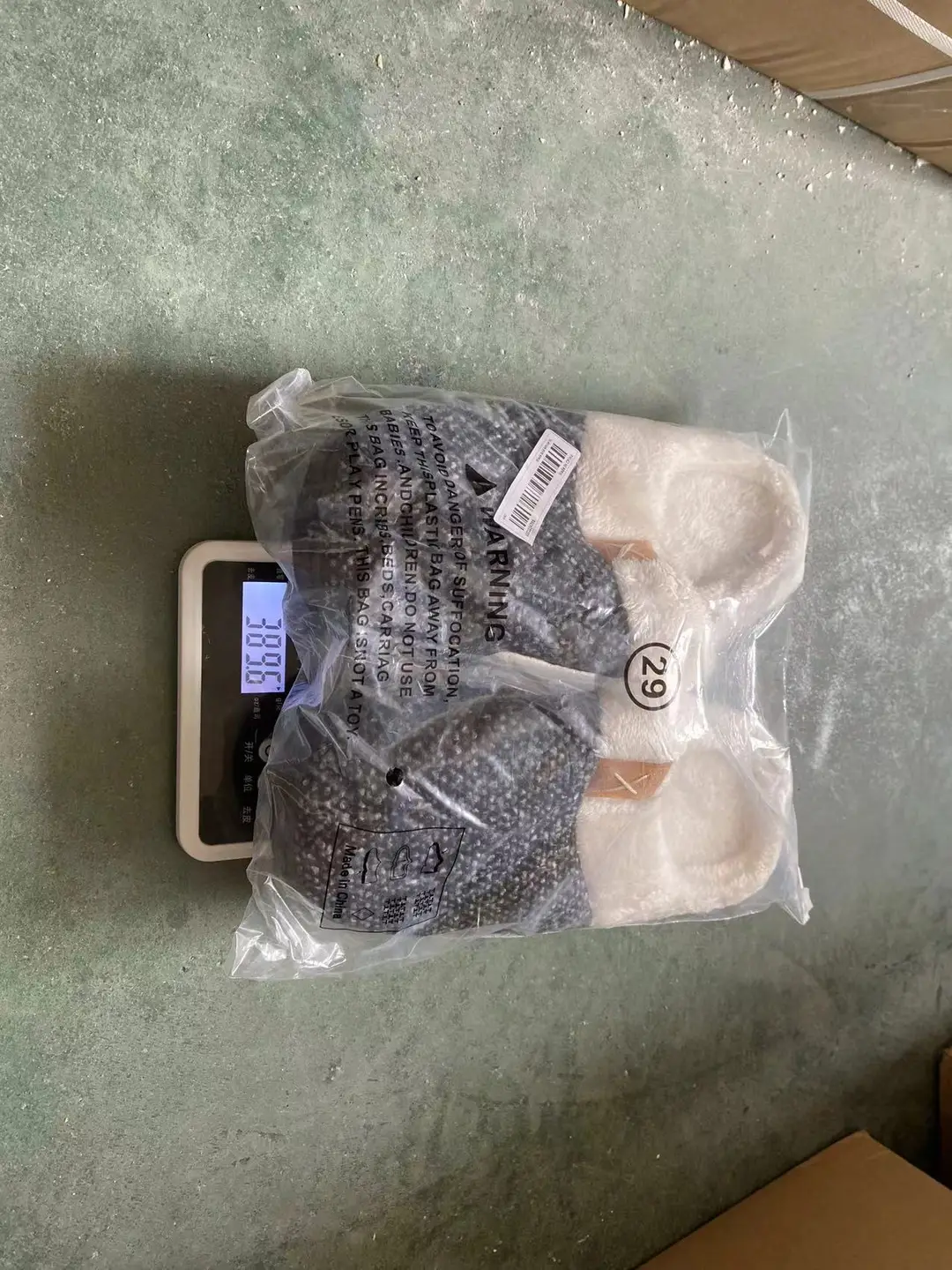 Cross-Border In-Stock Supply of Men's Couple's Thick-Soled Large-Size Warm and Thickened Half-Enclosed Home Cotton Slippers — feature 6