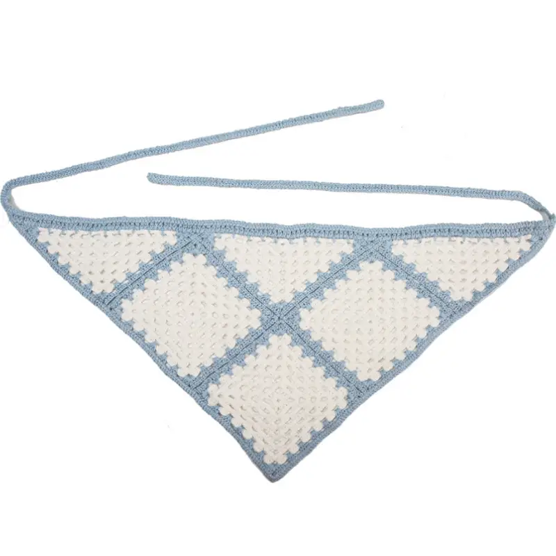 Blue and white [large plaid triangle]]